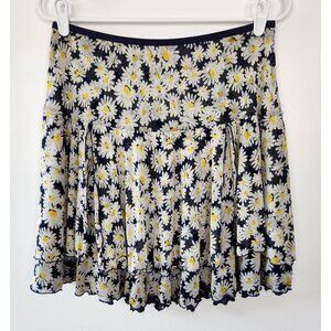 Diane Von Furstenberg 100% Silk Pull On Mini Skirt, Navy W White Daisies, Size 6